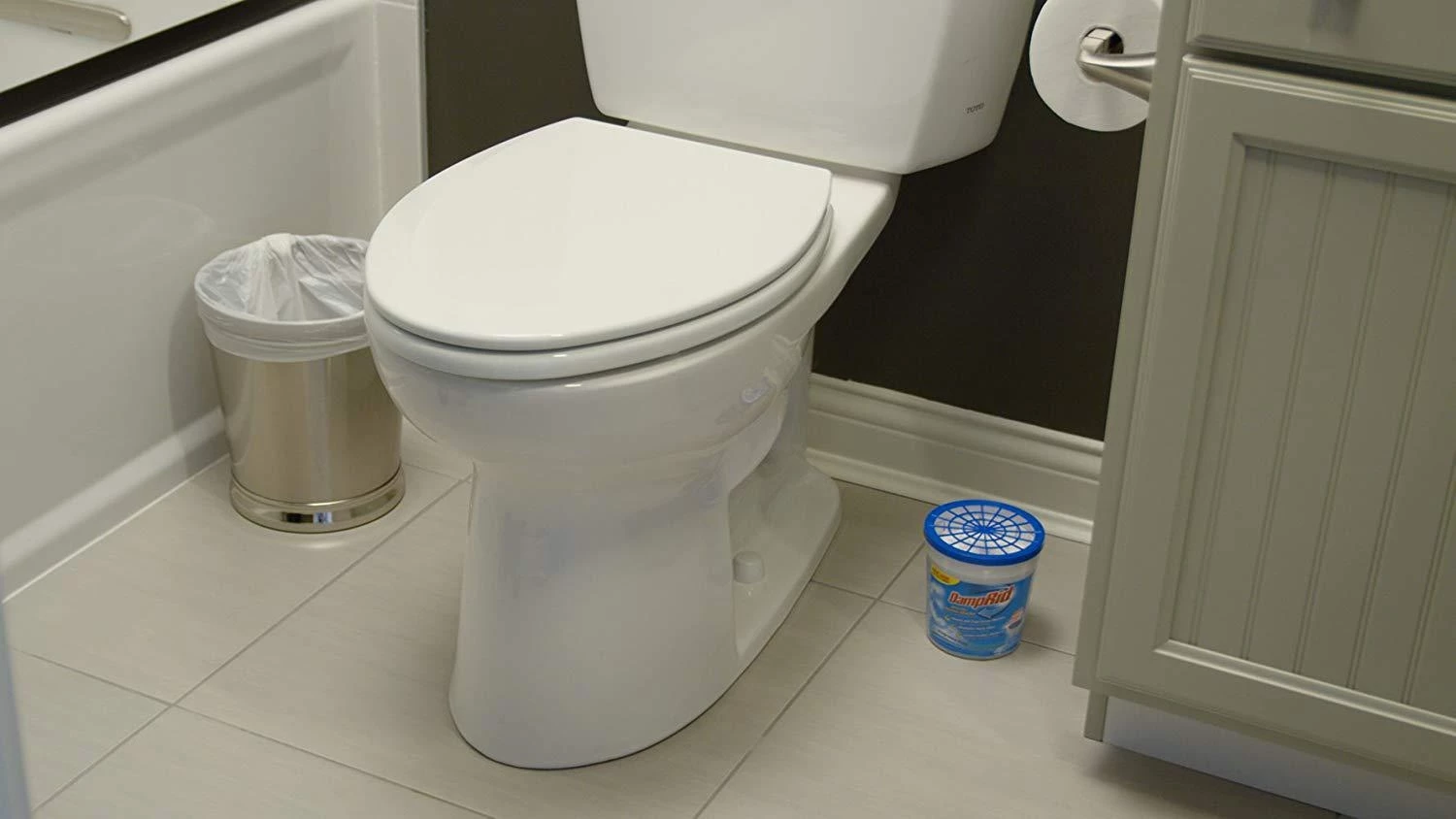 Damp Rid Refillable Moisture Absorbers 6 Damp Rid Refillable Moisture Absorbers - Image 4