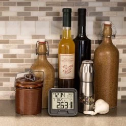 La Crosse Digital Rain Gauge with Indoor Temperature 9 La Crosse Digital Rain Gauge with Indoor Temperature -Home Food Life Store 37810033 4
