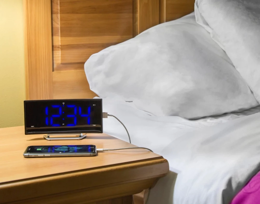 La Crosse Atomic Curve LED Alarm 5 La Crosse Atomic Curve LED Alarm - Image 3