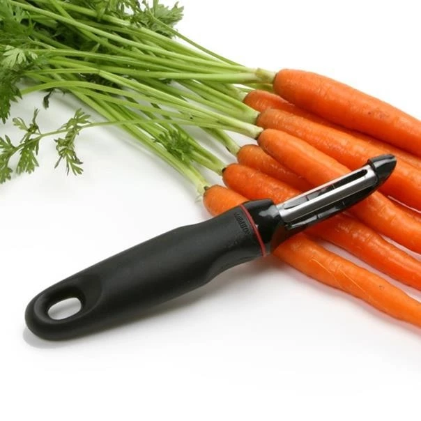 Norpro Grip EZ Vegetable Peeler 3 Norpro Grip EZ Vegetable Peeler