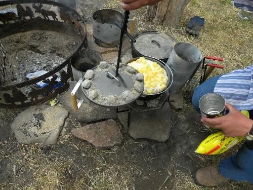 Lodge Camp Dutch Oven Lid Lifter 4 Lodge Camp Dutch Oven Lid Lifter - Image 2