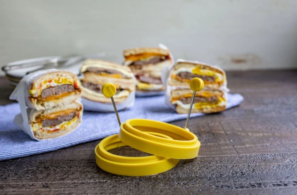 Lodge Silicone Egg Ring, Yellow 4 Lodge Silicone Egg Ring, Yellow - Image 2