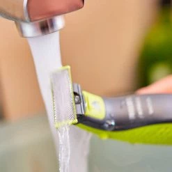 Philips Norelco One Blade Starter Kit 20 Philips Norelco One Blade Starter Kit -Home Food Life Store qp2520 70 u3p global 001