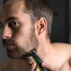 Philips Norelco One Blade Starter Kit 17 Philips Norelco One Blade Starter Kit -Home Food Life Store qp2520 70 upl global 001